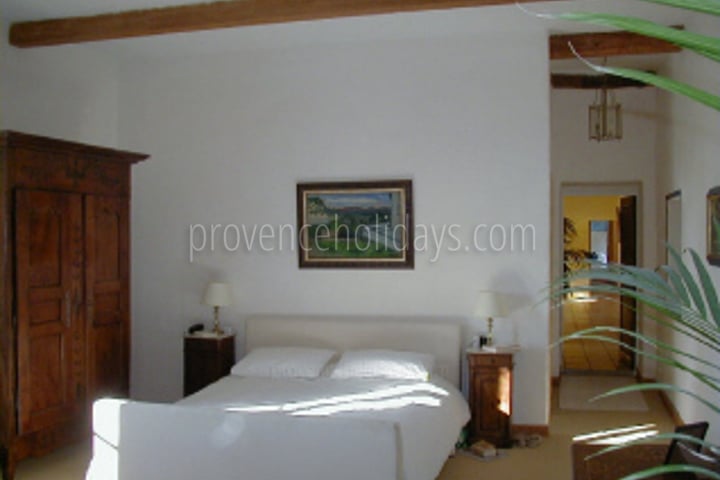 44 - Mas Lambesc: Villa: Interior