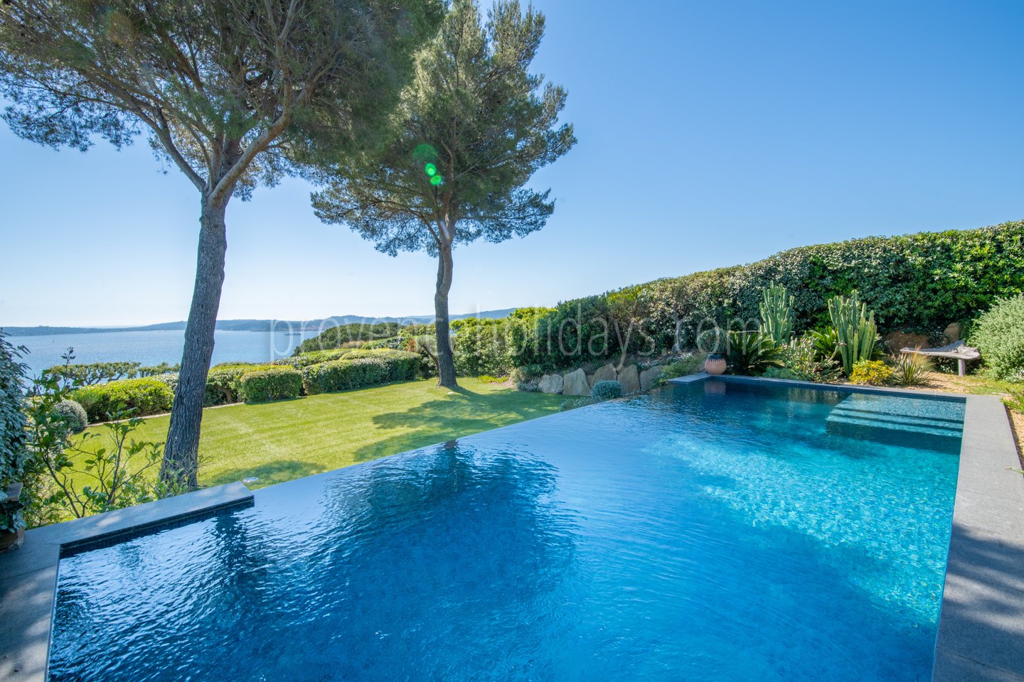 27 - Villa Infinite: Villa: Pool