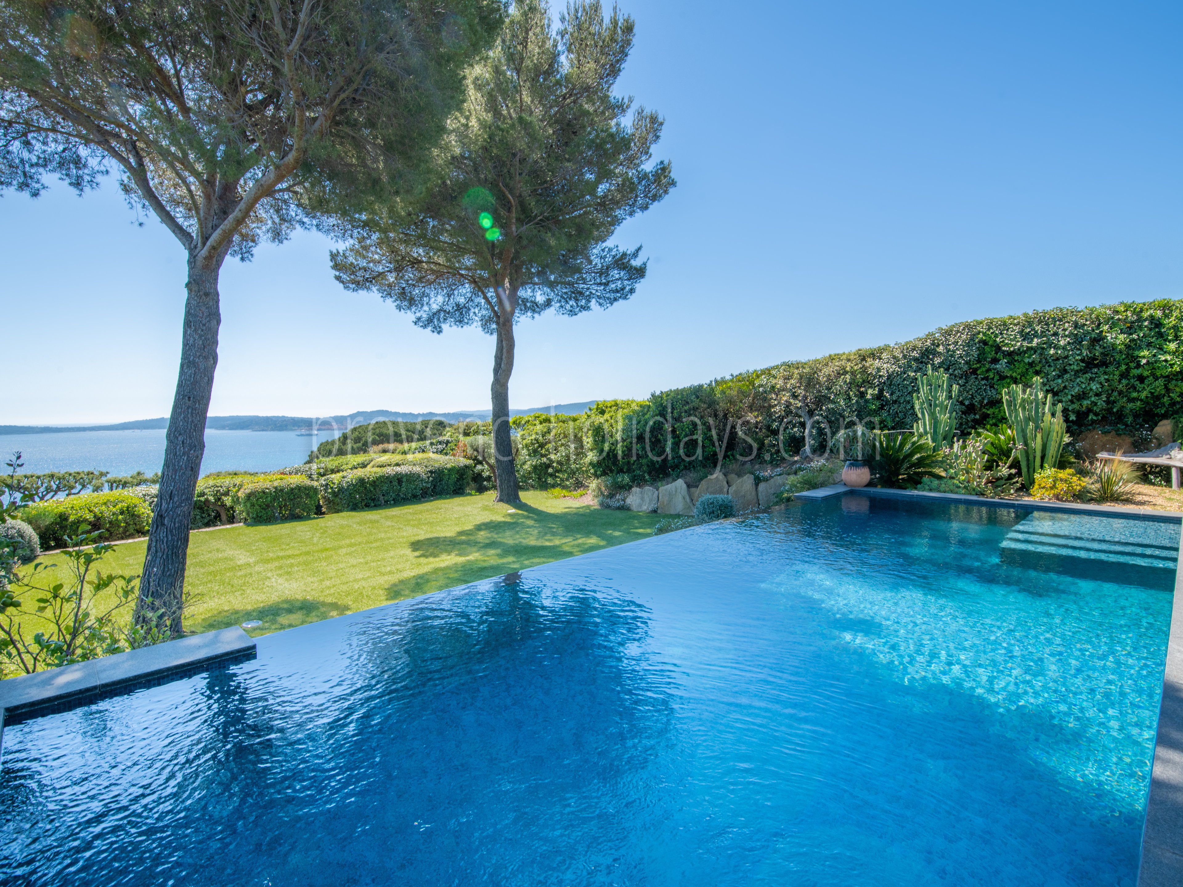 27 - Villa Infinite: Villa: Pool