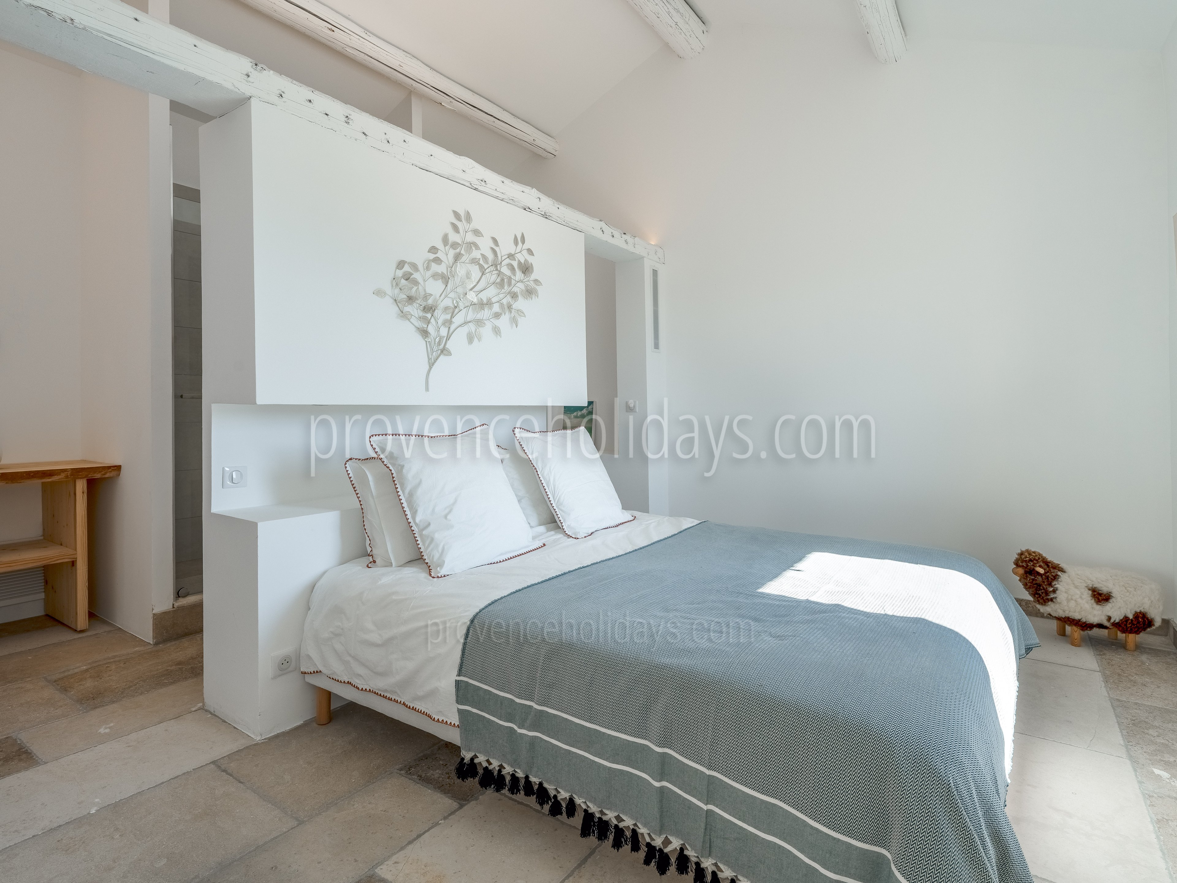 27 - Les Vignes du Luberon: Villa: Bedroom