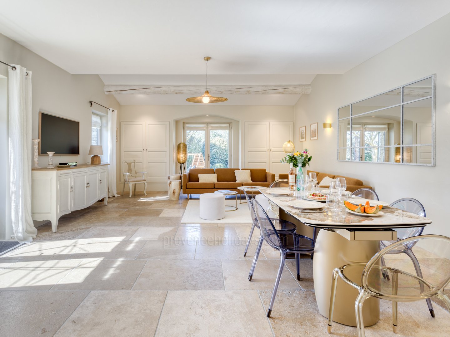 6 - Le Mas de l\'Ouest: Villa: Interior