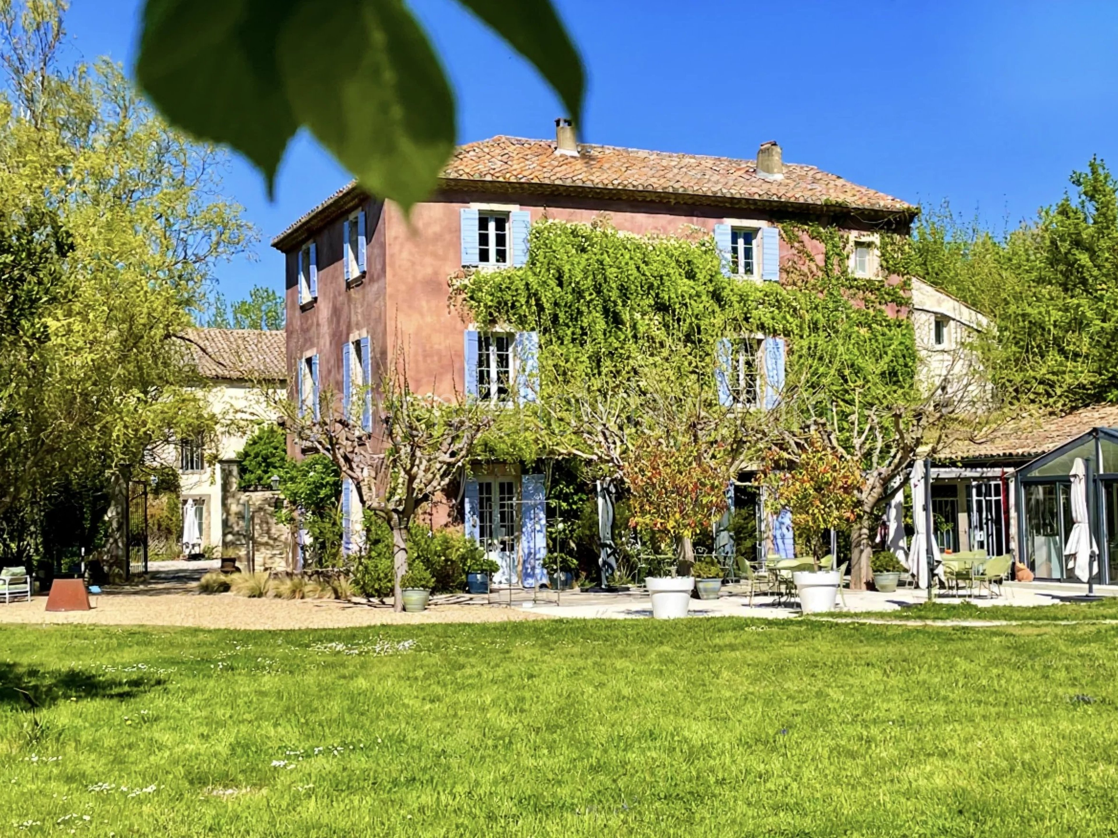 1 - Bastide in L\'Isle-sur-la-Sorgue: Villa: Exterior