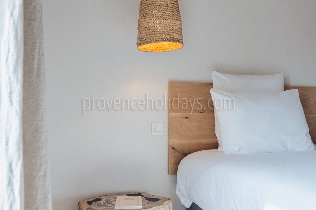 61 - Mas Calisson: Villa: Bedroom