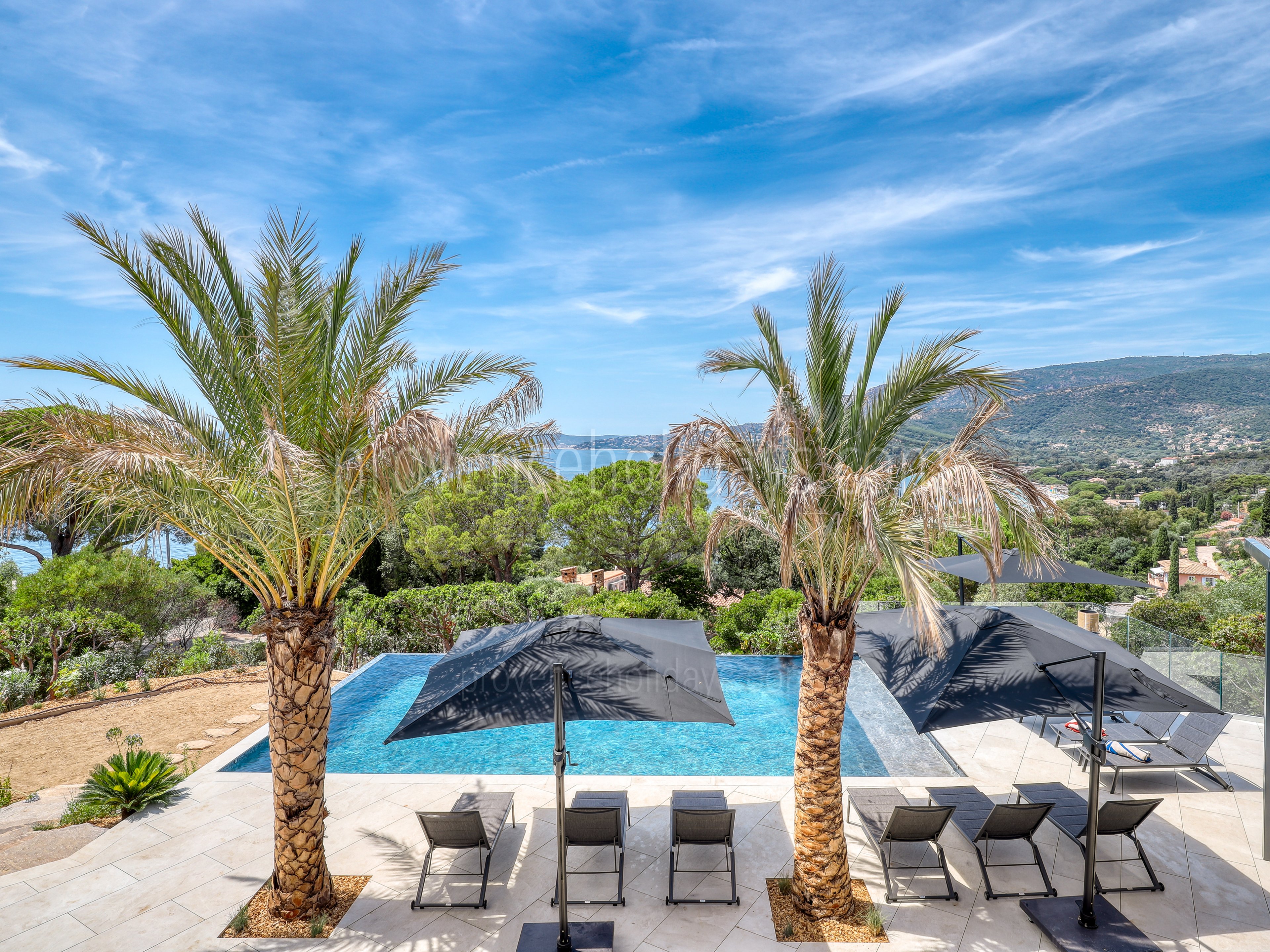 8 - Domaine de la Baie: Villa: Pool