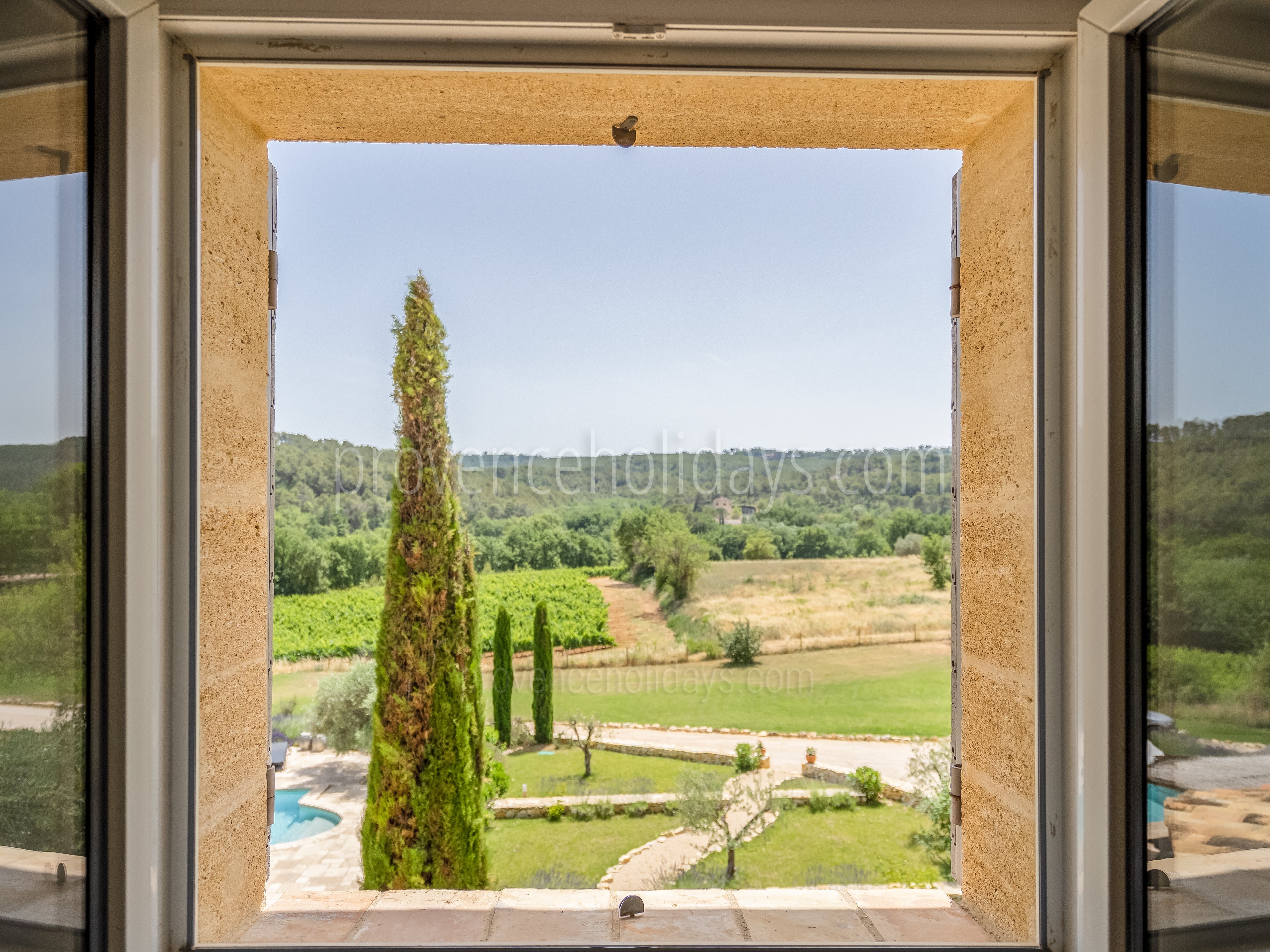 24 - Mas de Beaulieu: Villa: Exterior