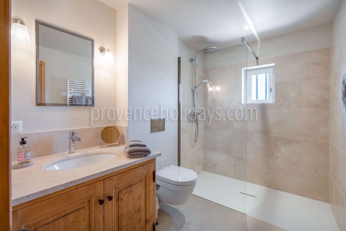 49 - Mas de Charline: Villa: Bathroom