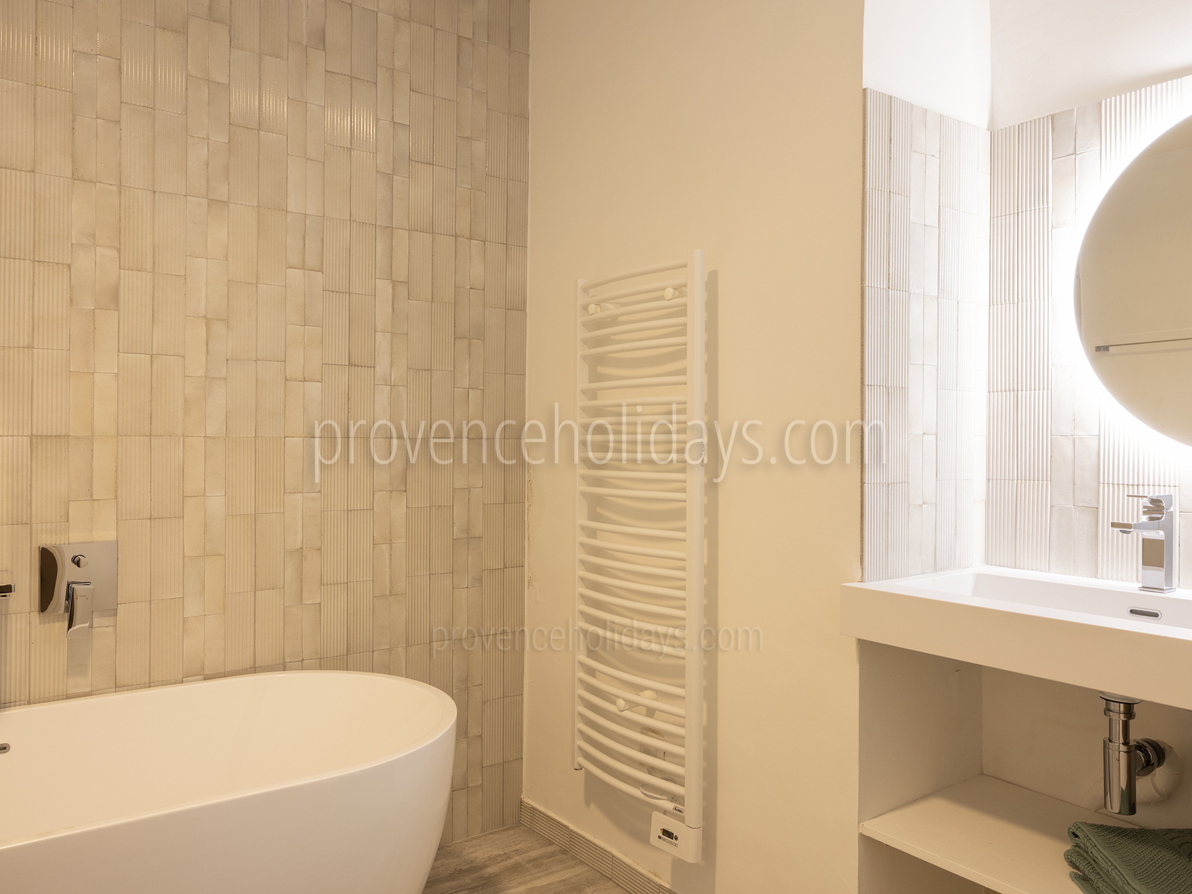 31 - Mas Vernet: Villa: Bathroom