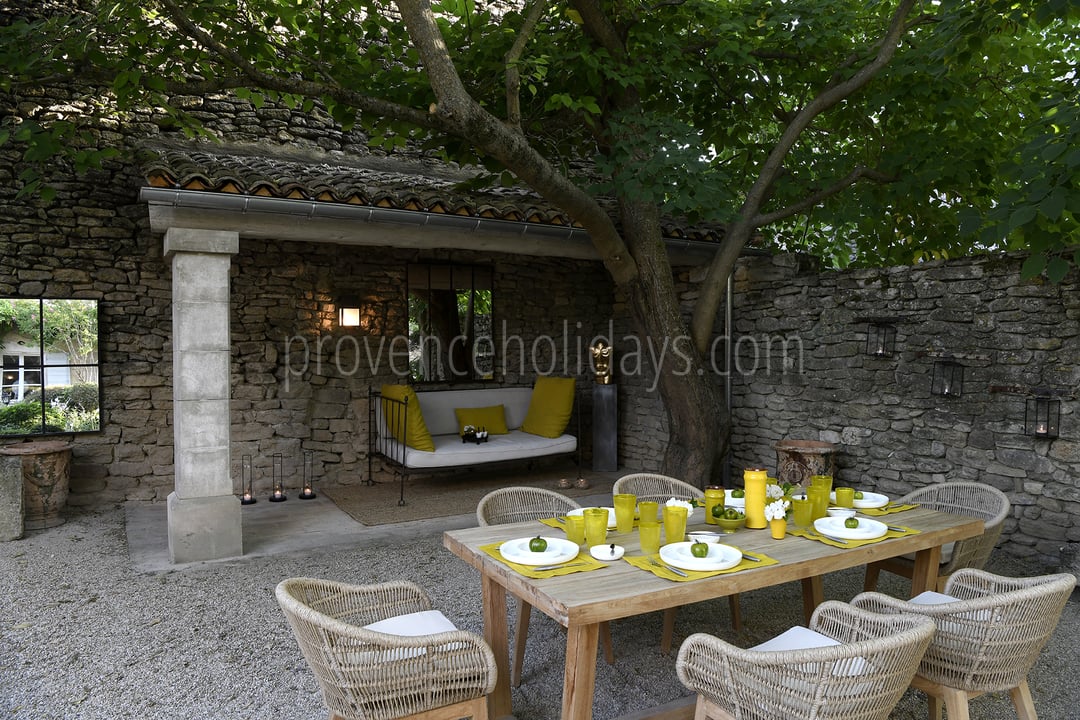 26 - Mas Cabrières: Villa: Exterior