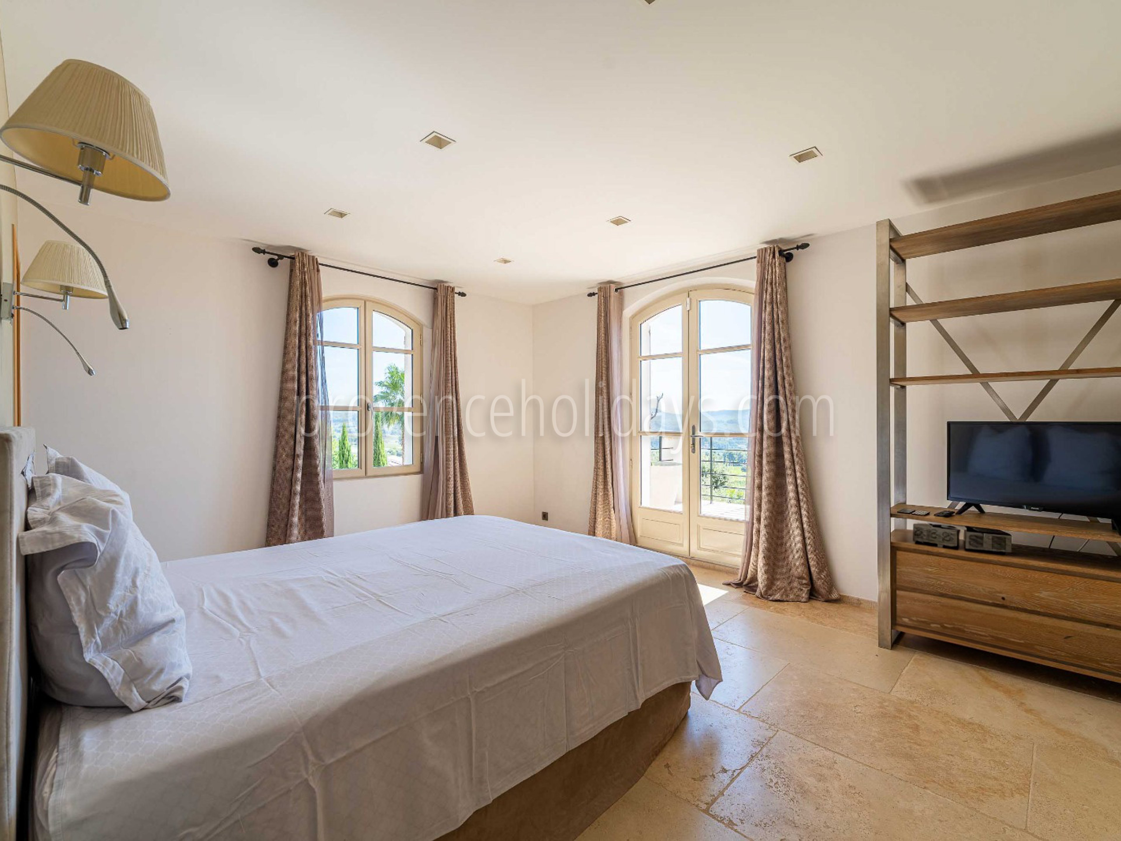 4 - Villa Camélia: Villa: Bedroom