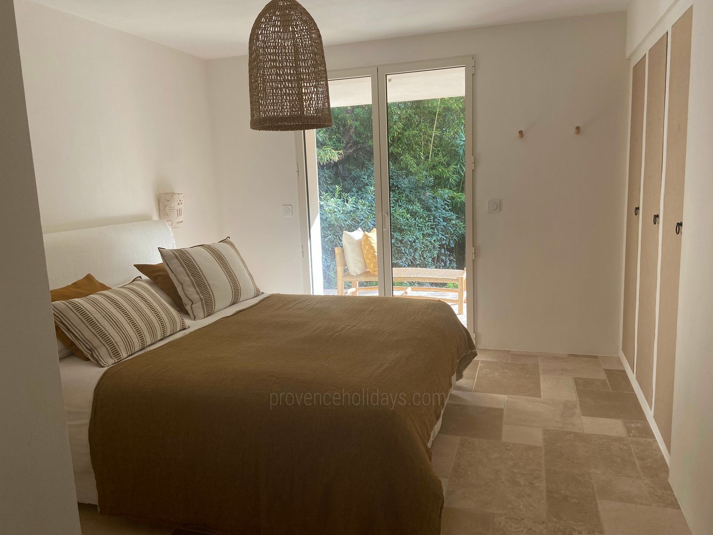 13 - Villa Luna: Villa: Bedroom