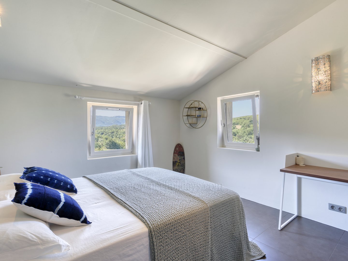 13 - Le Mas du Vallon: Villa: Bedroom