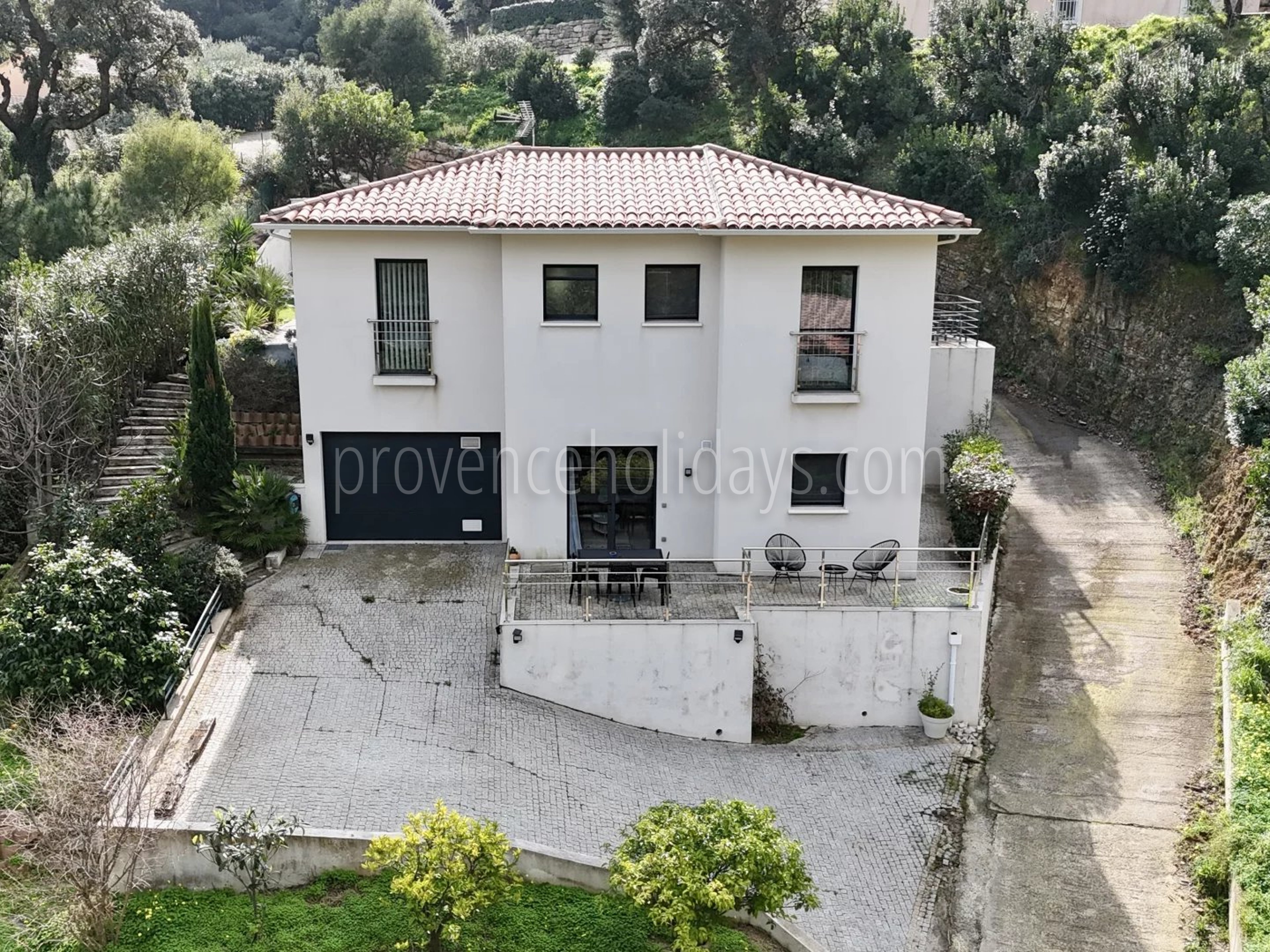 17 - Villa met zelfstandige ruimte in Cavalaire-sur-Mer: Villa: Exterior
