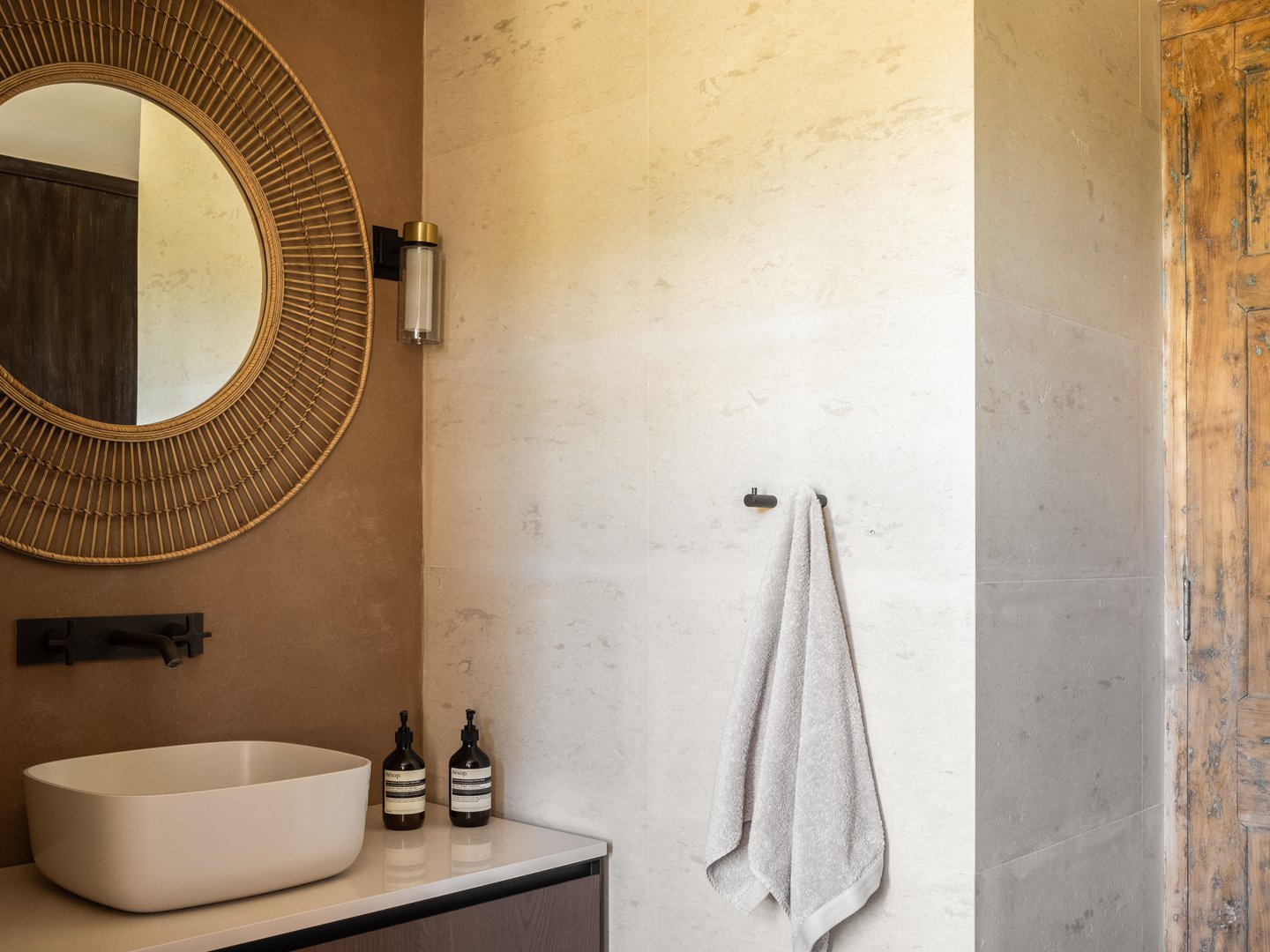 30 - Mas des Collines: Villa: Bathroom