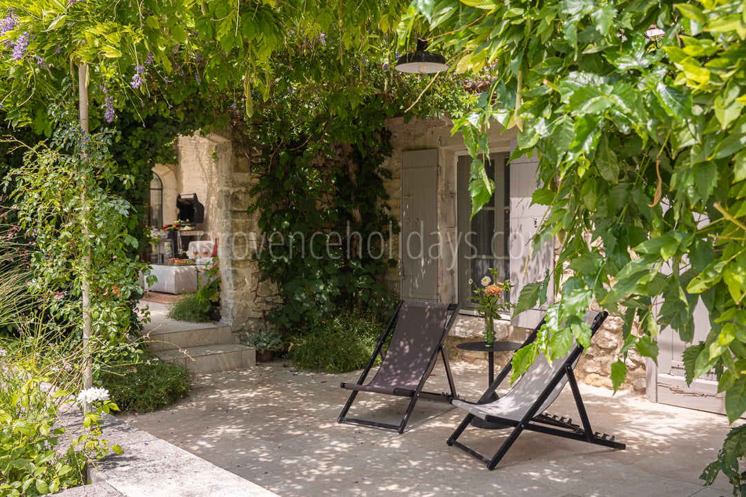 41 - Le Mas des Magnans: Villa: Exterior