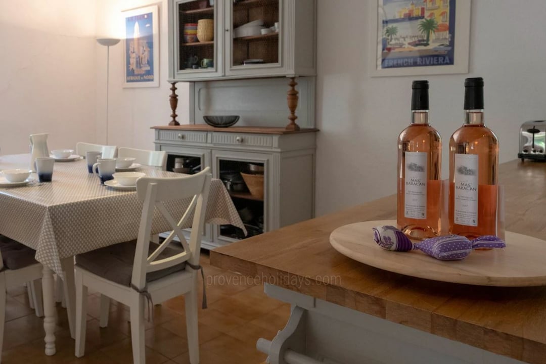 19 - Maison Provence: Villa: Interior