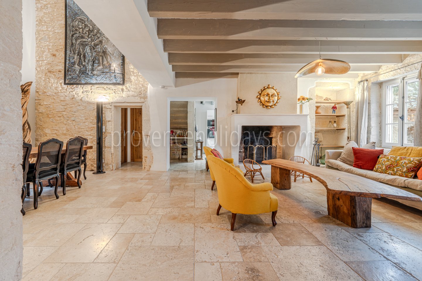 52 - Mas Vigueirat: Villa: Interior