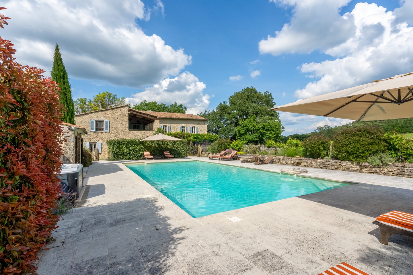 9 - La Bastide Neuve: Villa: Pool