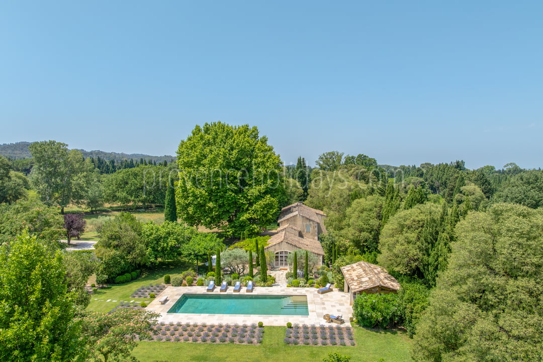 16 - Mas des Chênes Verts: Villa: Pool