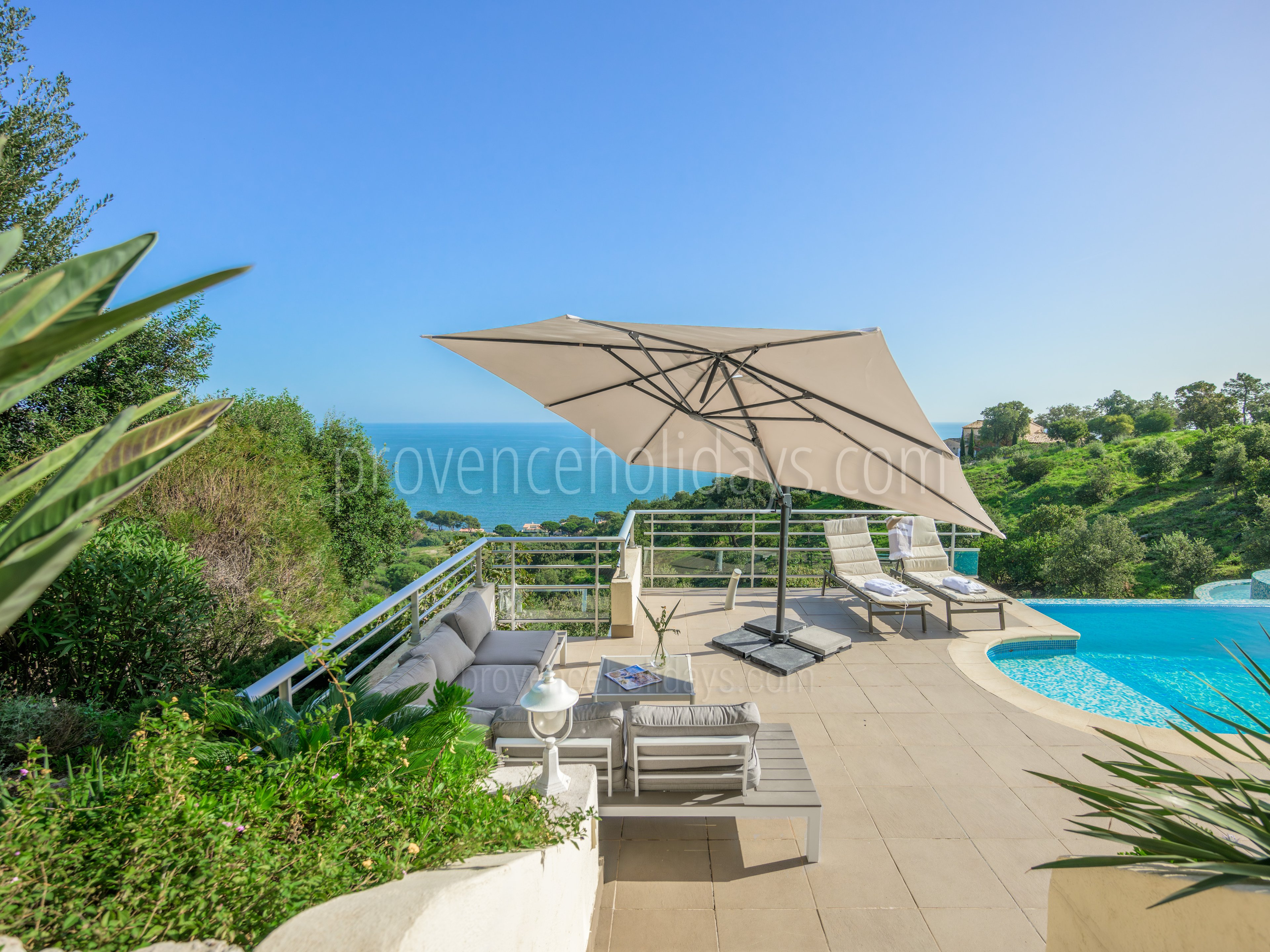 14 - Villa Solaire: Villa: Exterior