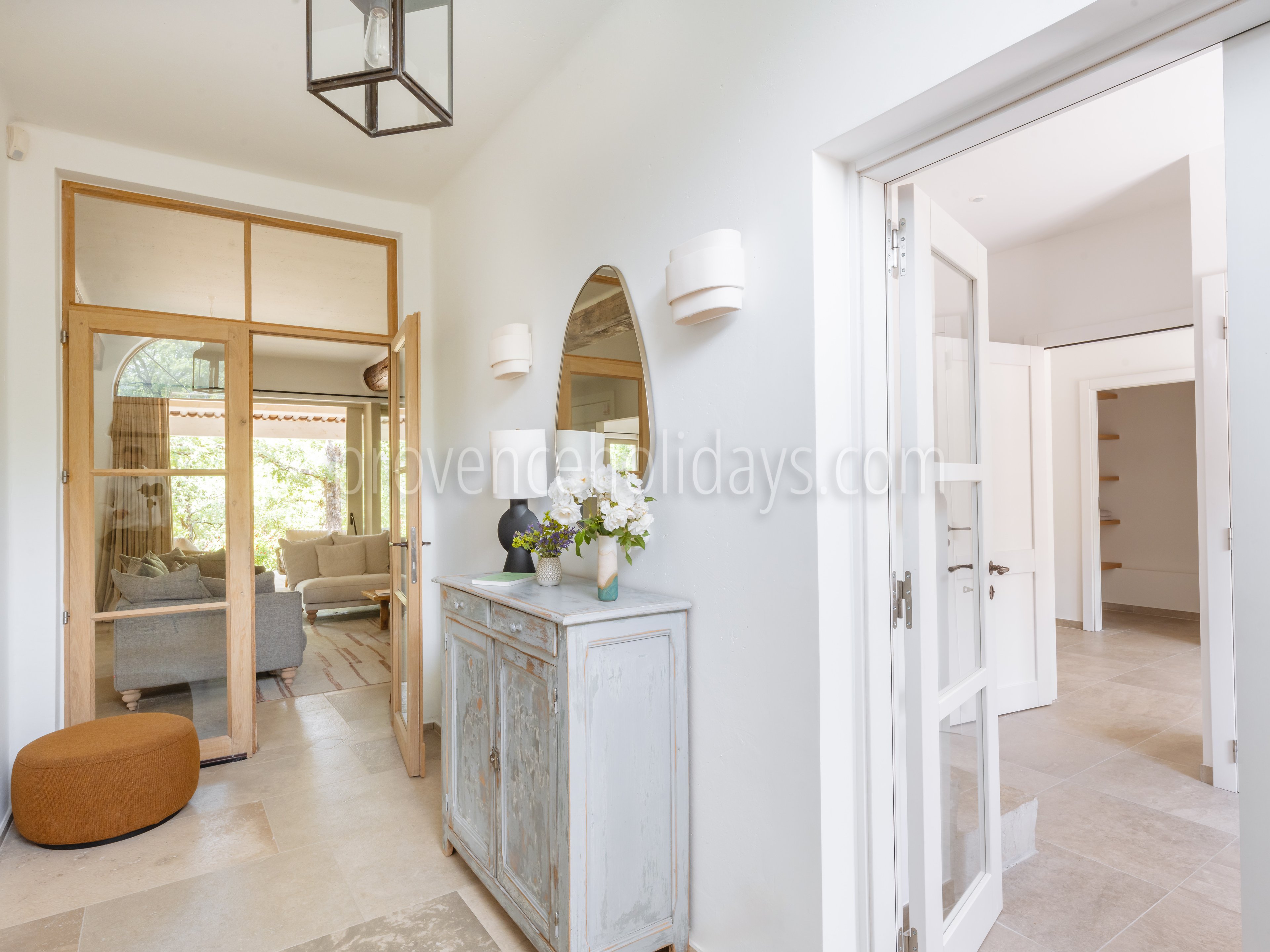 25 - Bergerie des Vignes: Villa: Interior
