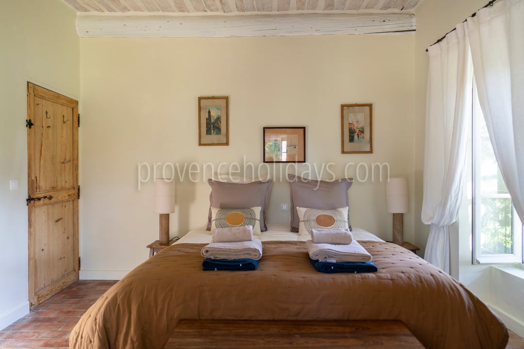 85 - La Bastide Neuve: Villa: Bedroom