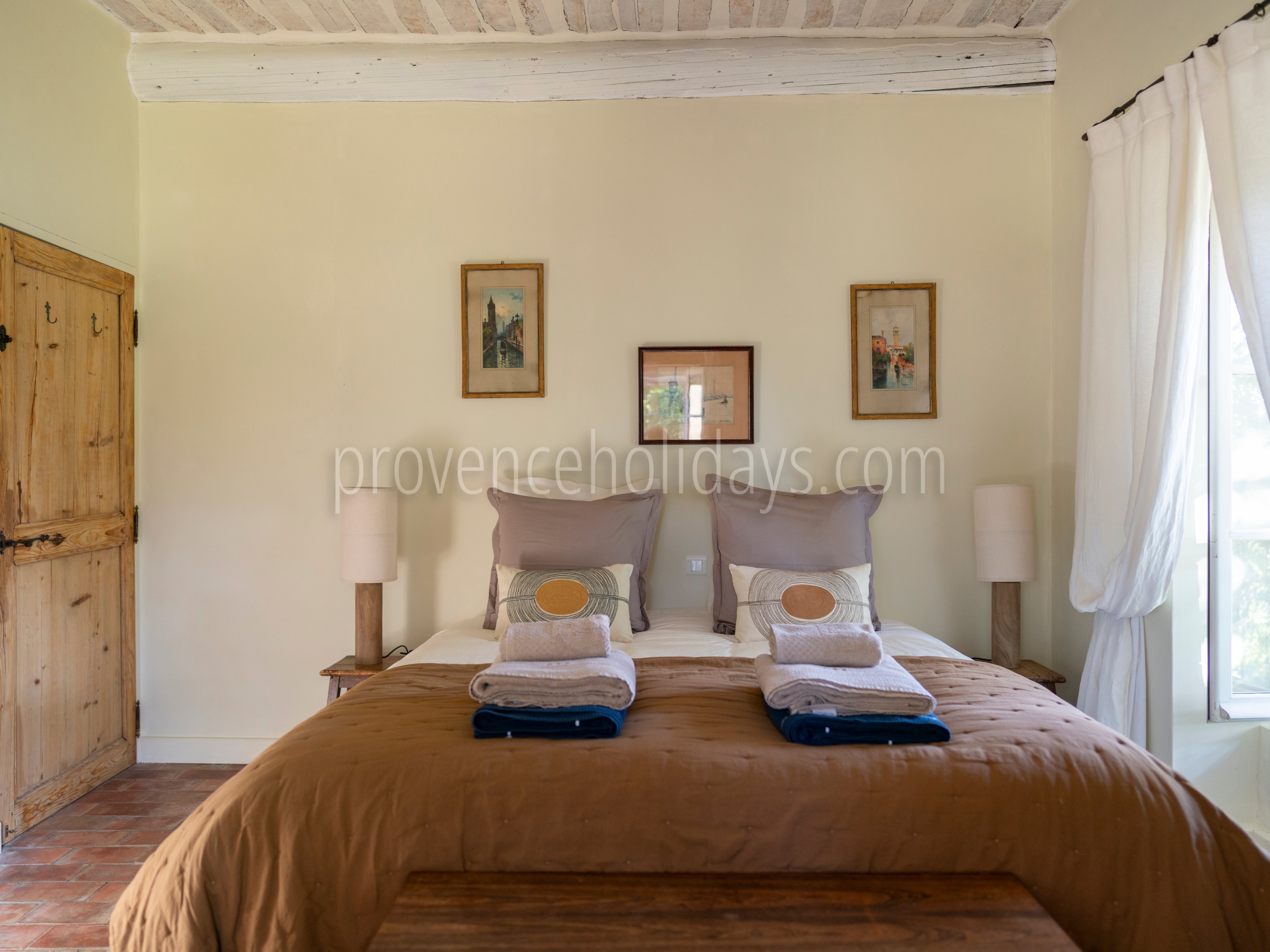 85 - La Bastide Neuve: Villa: Bedroom