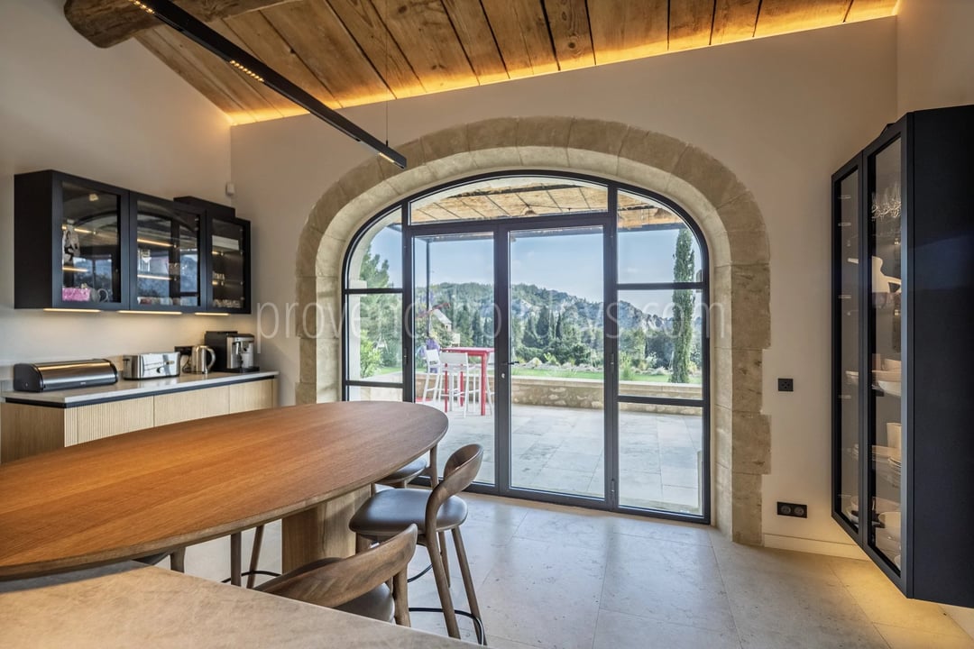 9 - Le Loup des Alpilles: Villa: Interior