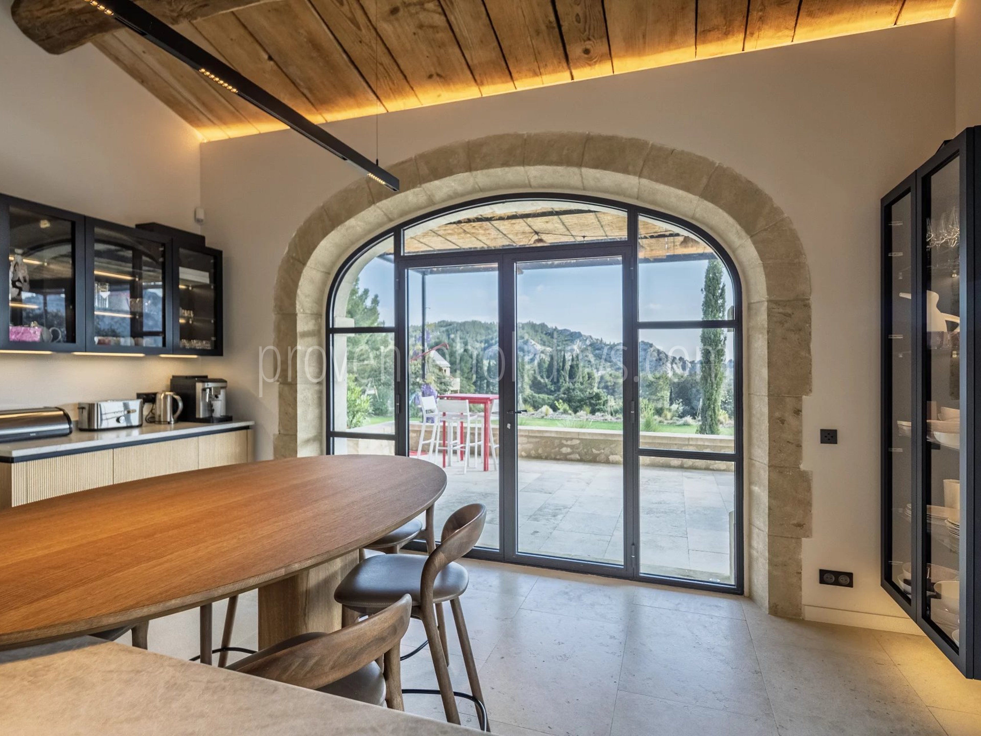 9 - Le Loup des Alpilles: Villa: Interior