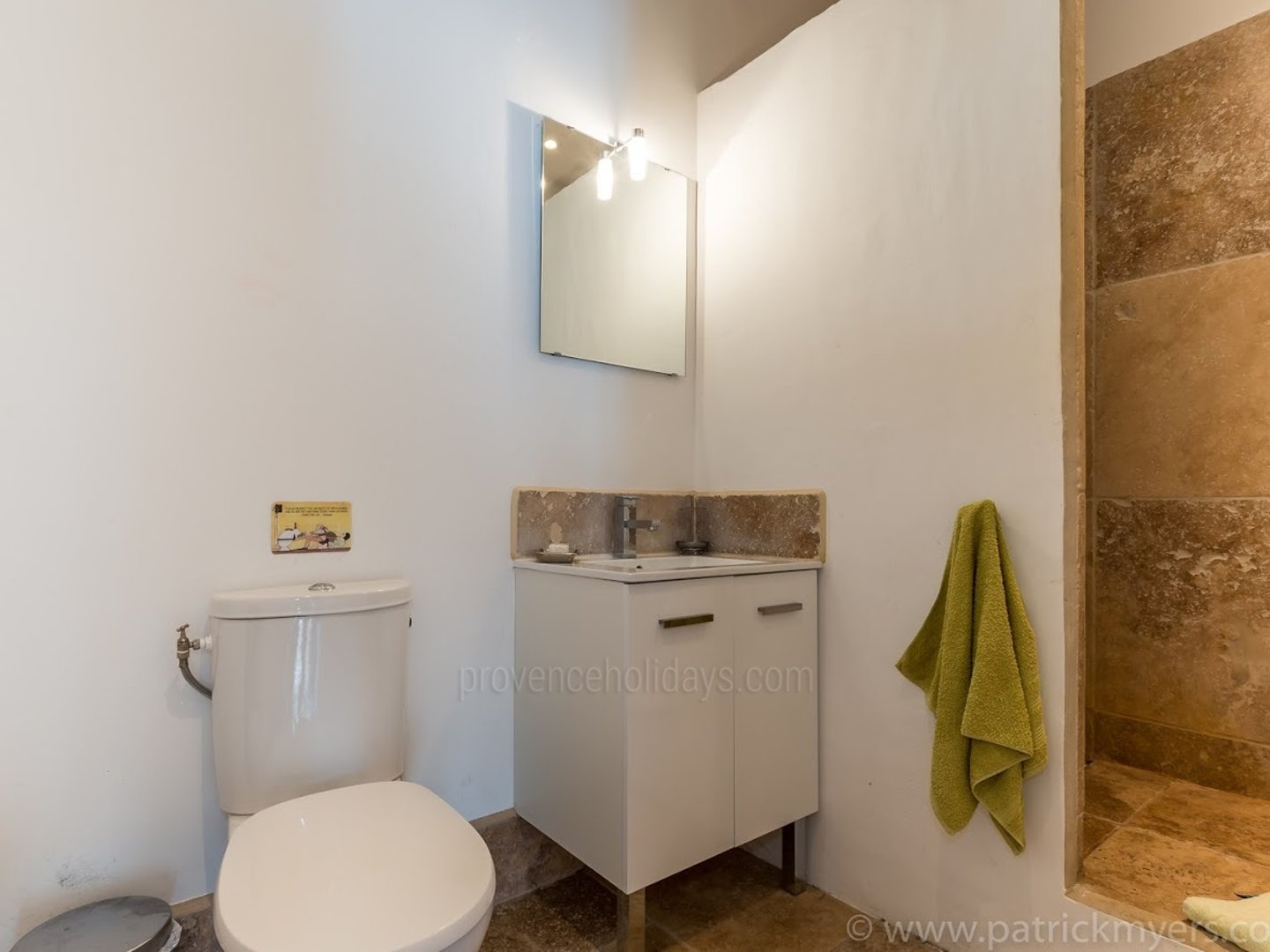 27 - Bastide du Luberon: Villa: Bathroom