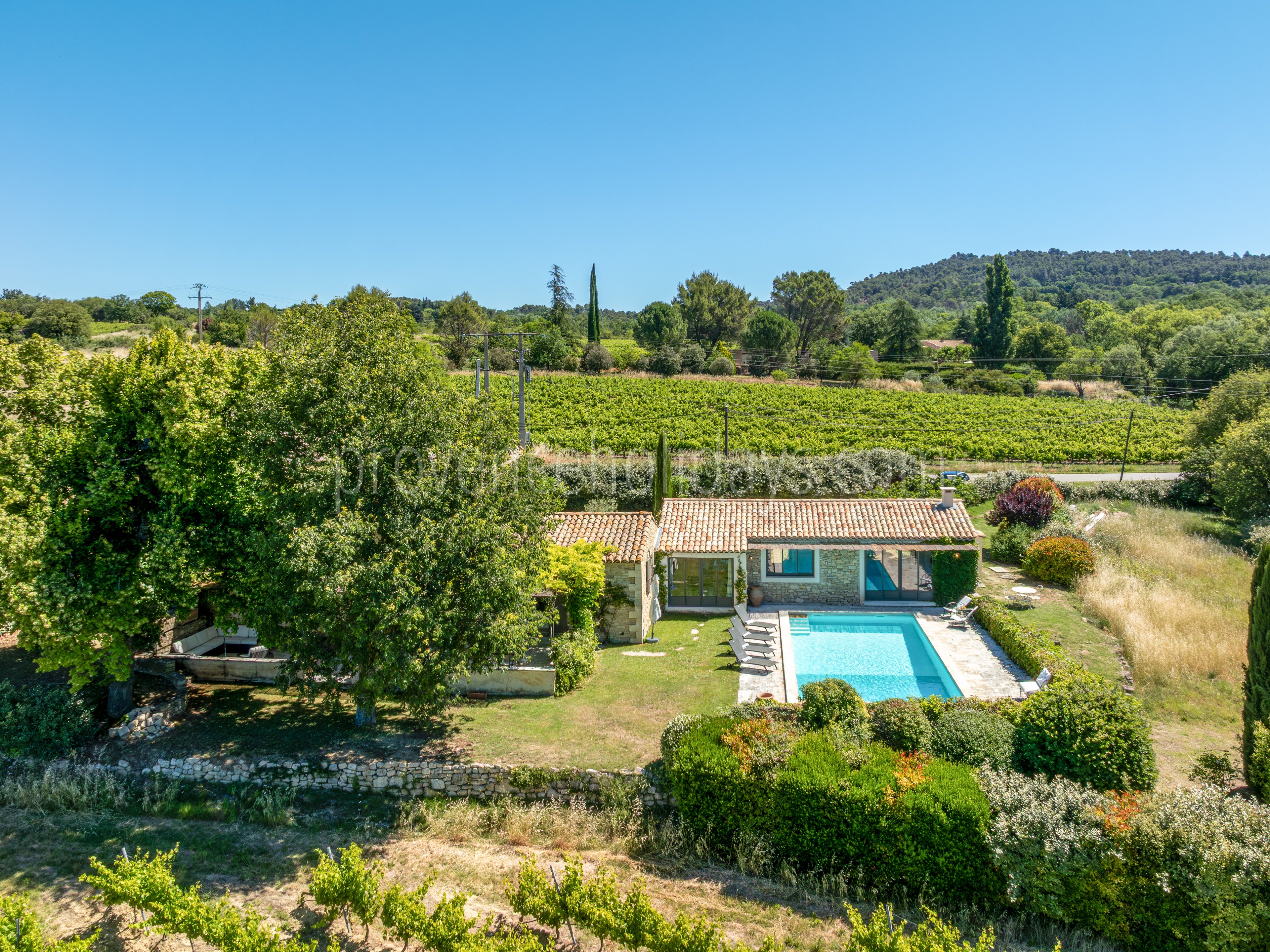 35 - L’Aube Provençale: Villa: Exterior
