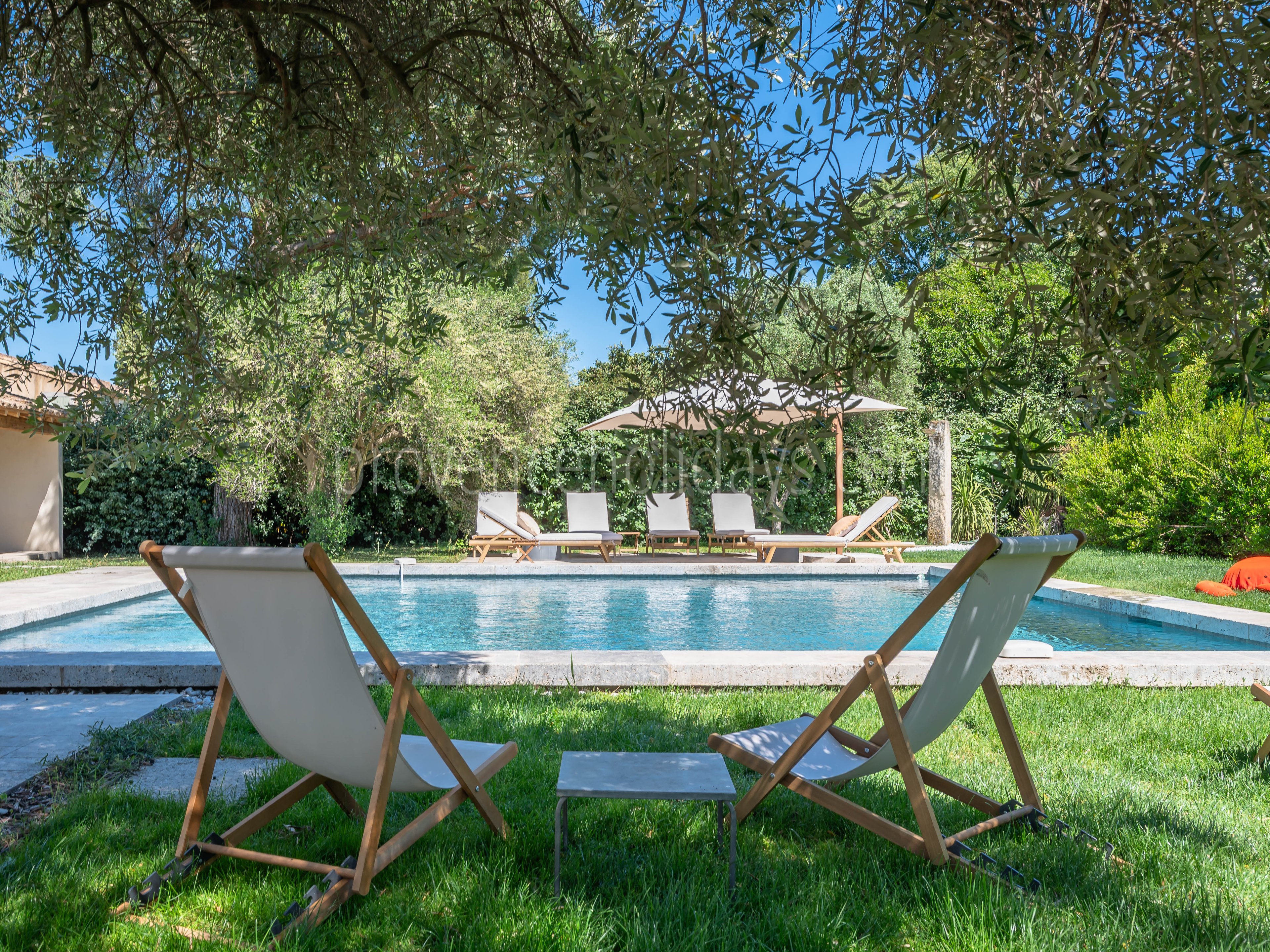 16 - Mas Van Gogh: Villa: Pool