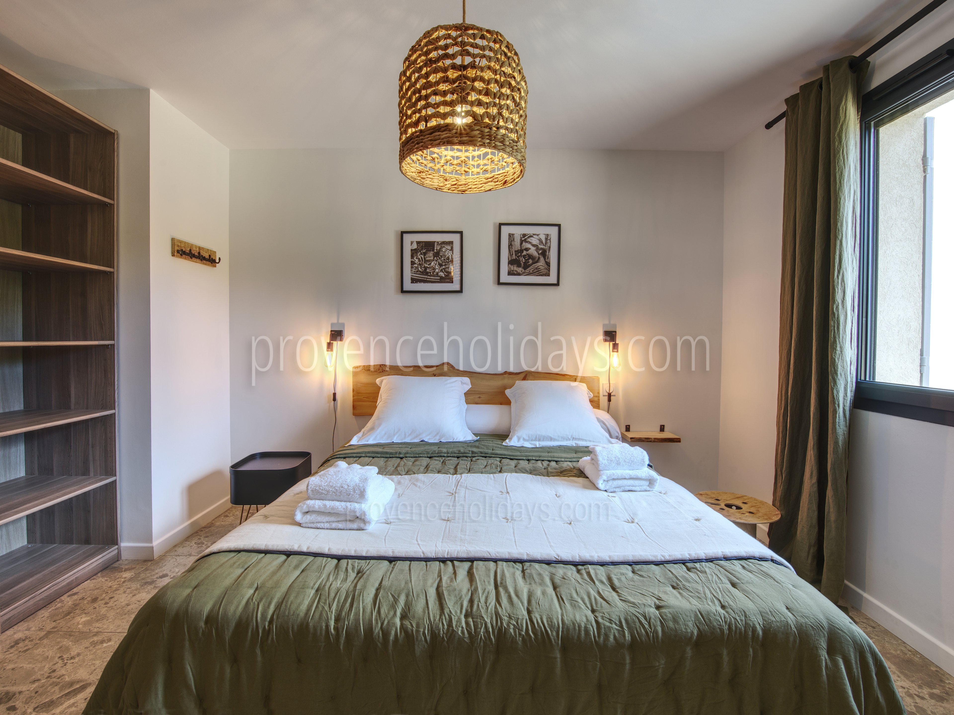 13 - Mazet du Paradou: Villa: Bedroom