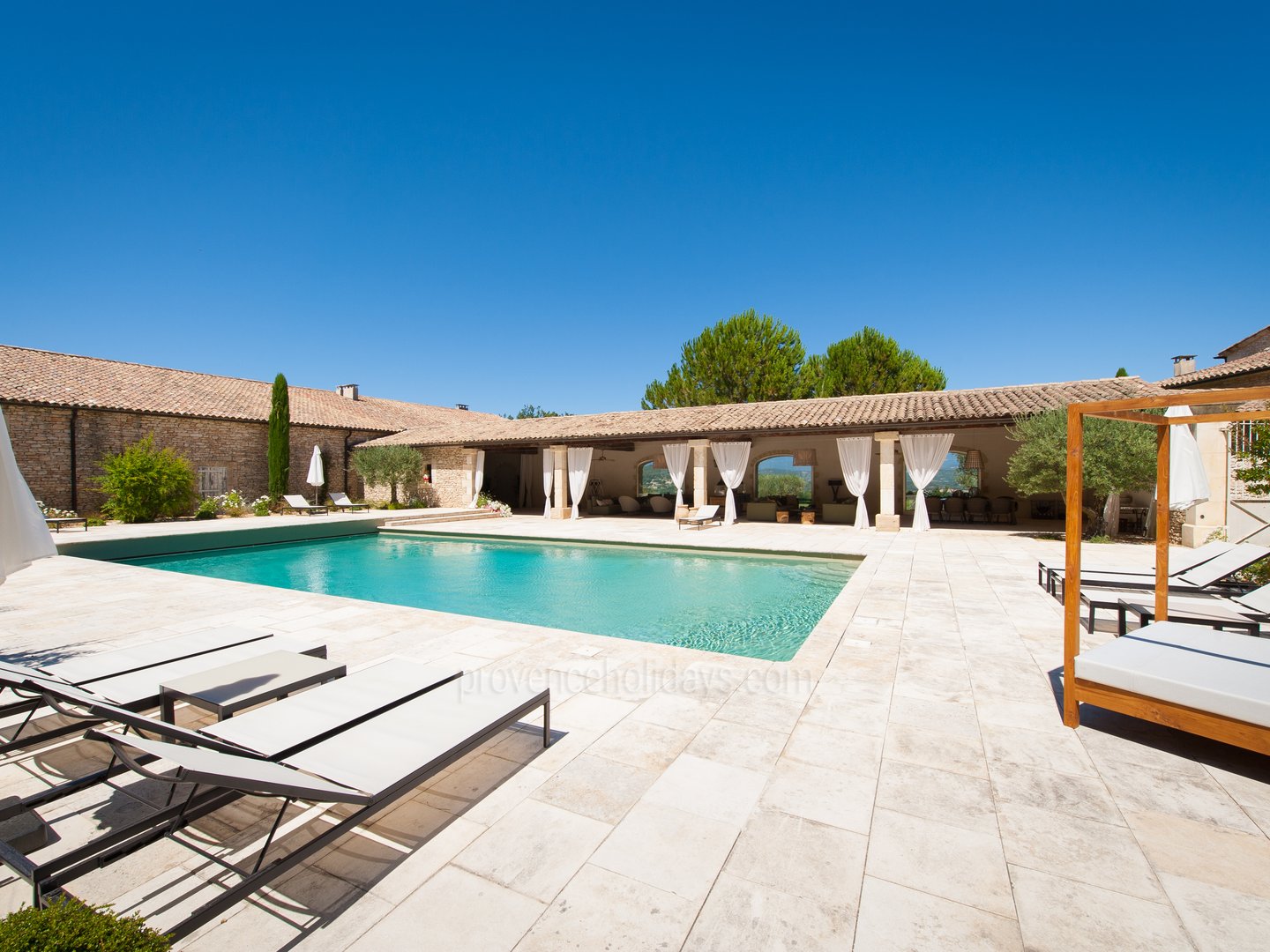 37 - Le Mas de Goult (24): Villa: Pool