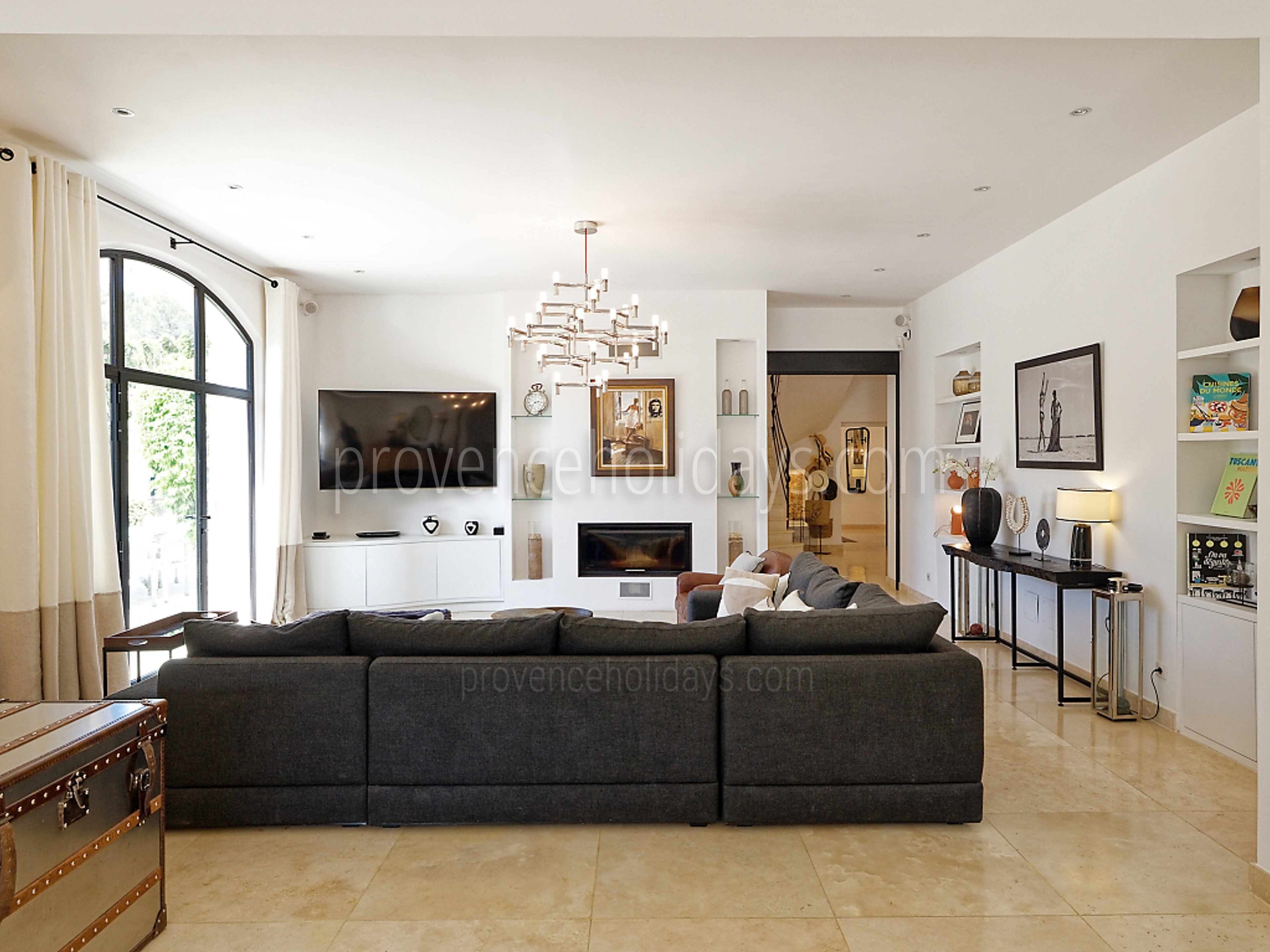 33 - Mas Aurelia: Villa: Interior