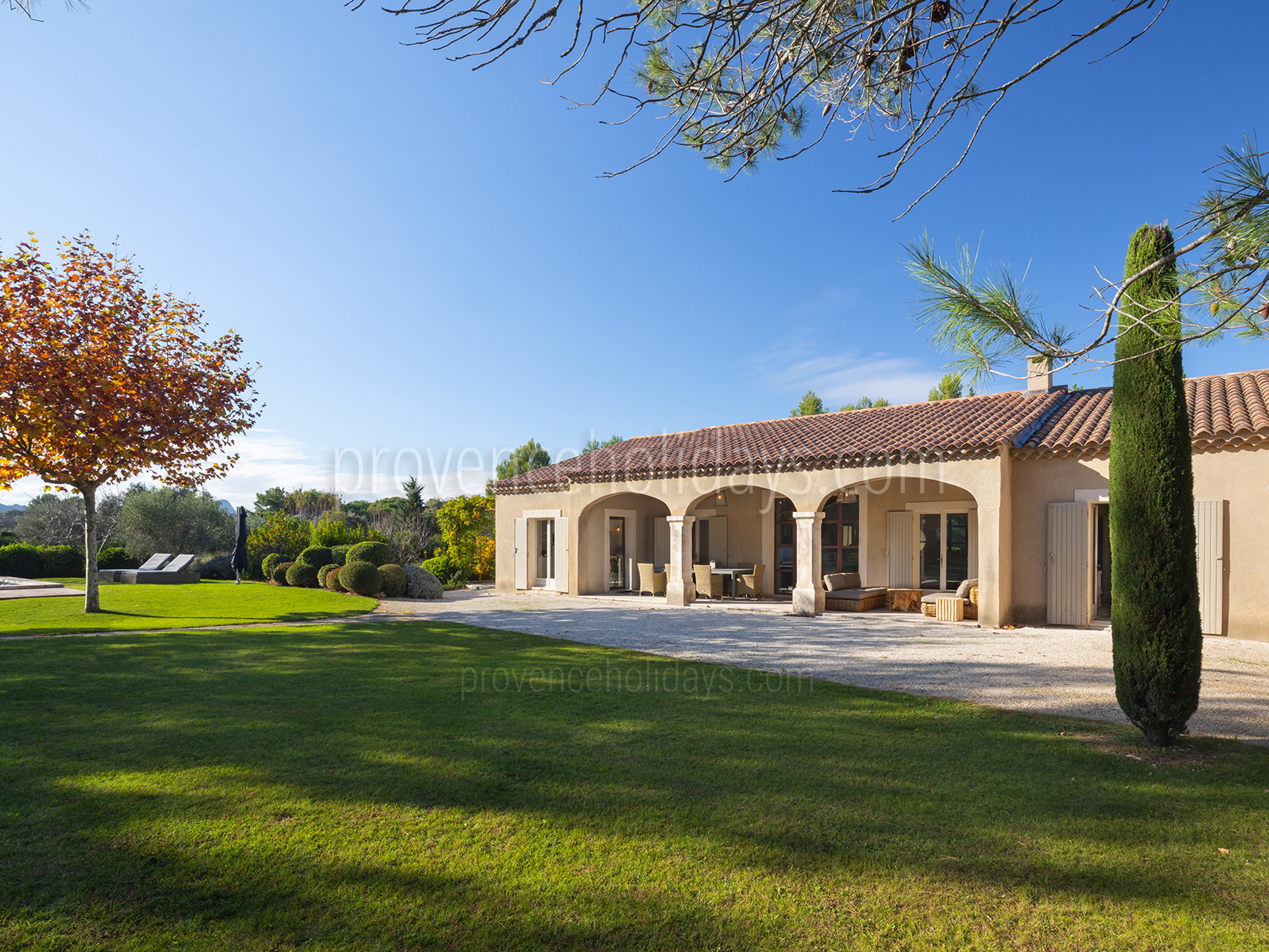 5 - Mas des Aupiho: Villa: Exterior