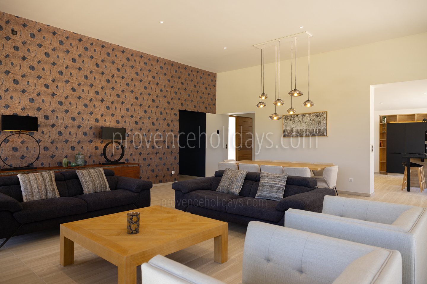 6 - Mas Estelle: Villa: Interior