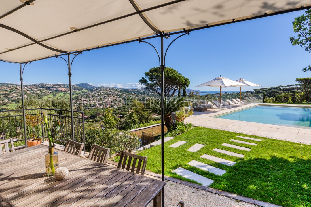 11 - Villa Pearl: Villa: Pool
