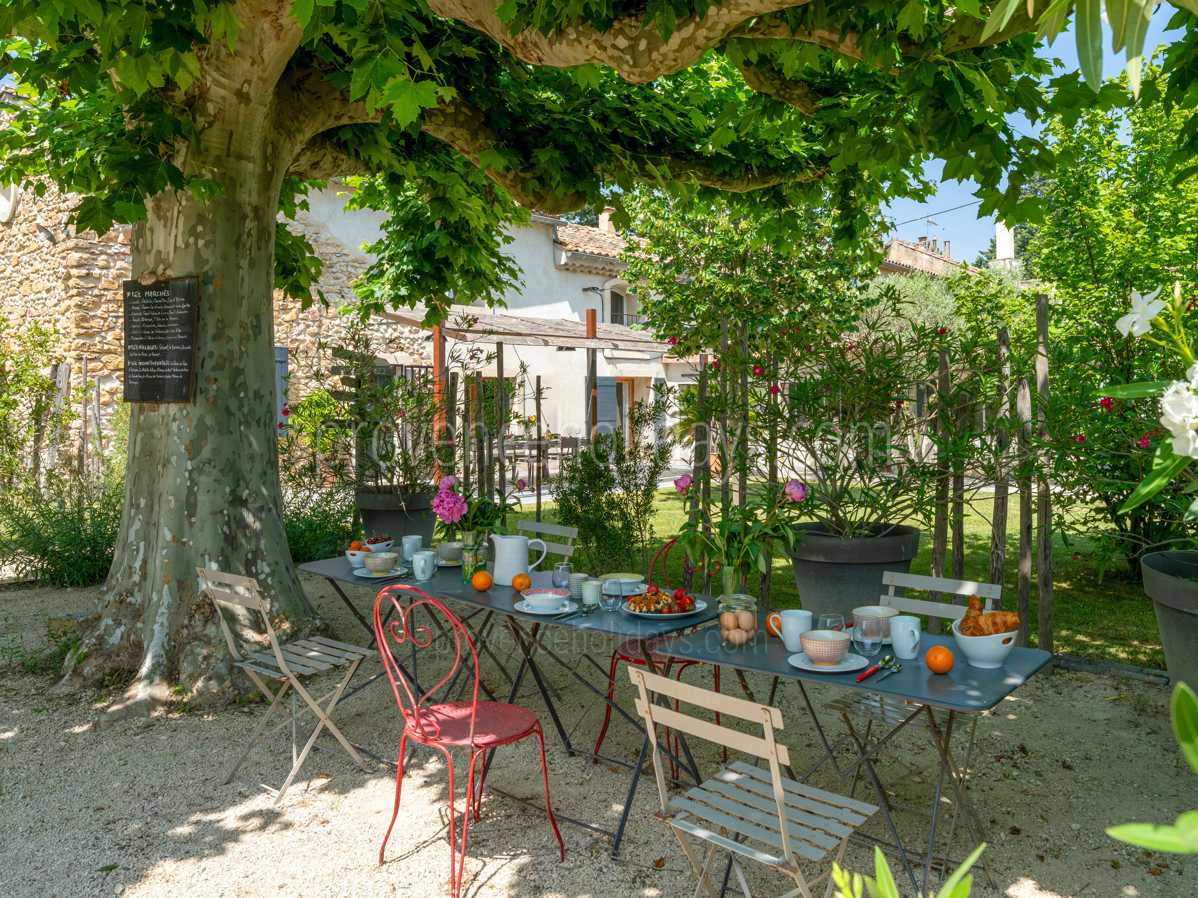 15 - Maison Sarrians: Villa: Exterior