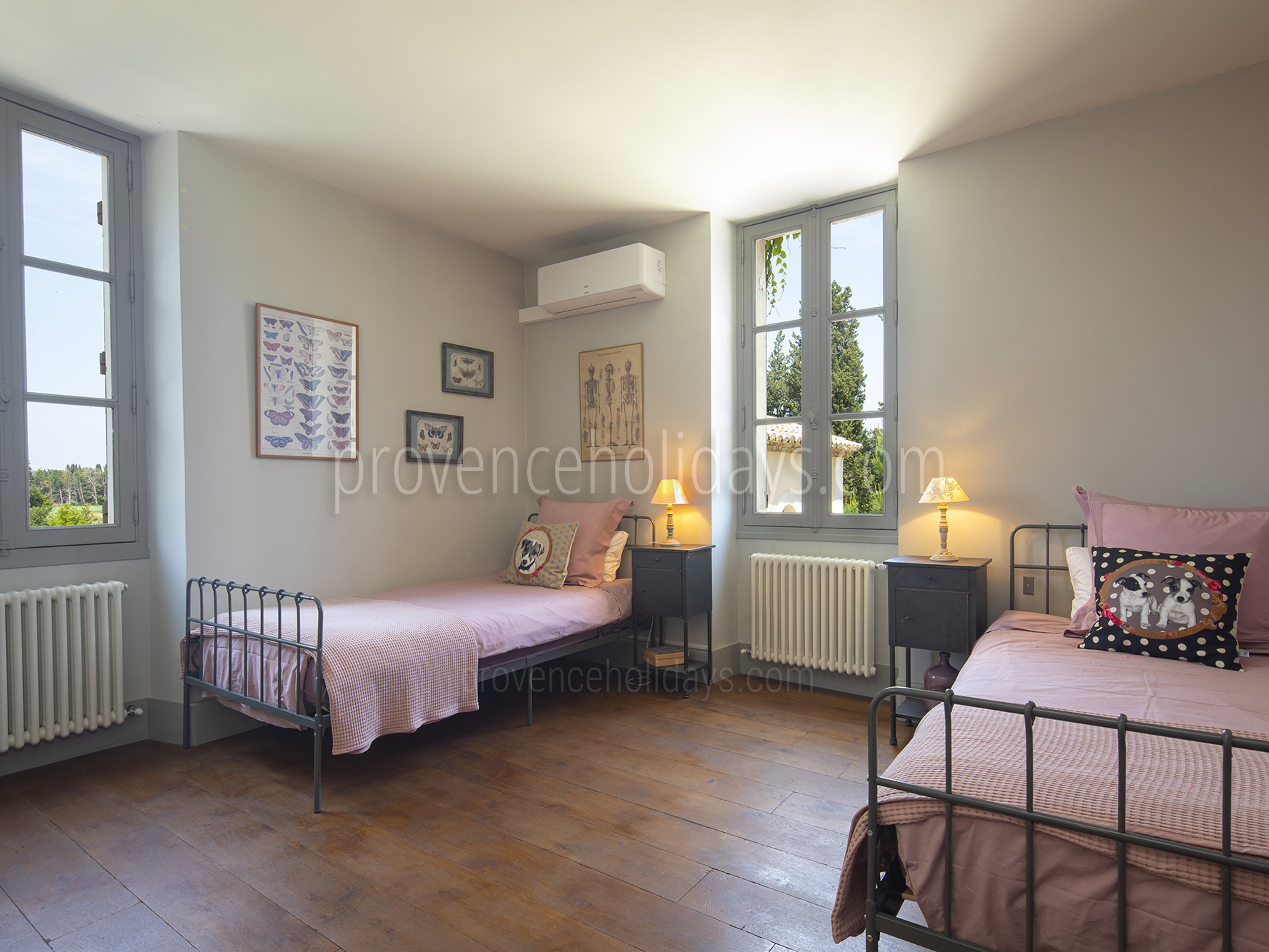 95 - Mas des Étoiles: Villa: Bedroom