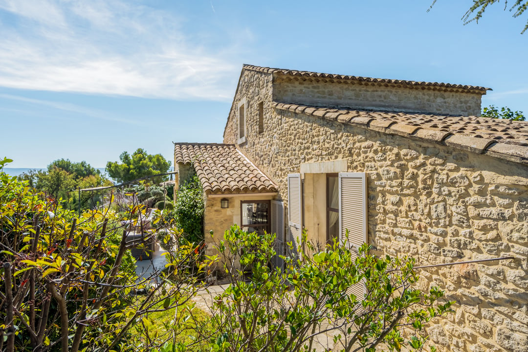 60 - Mas du Petit Luberon: Villa: Exterior