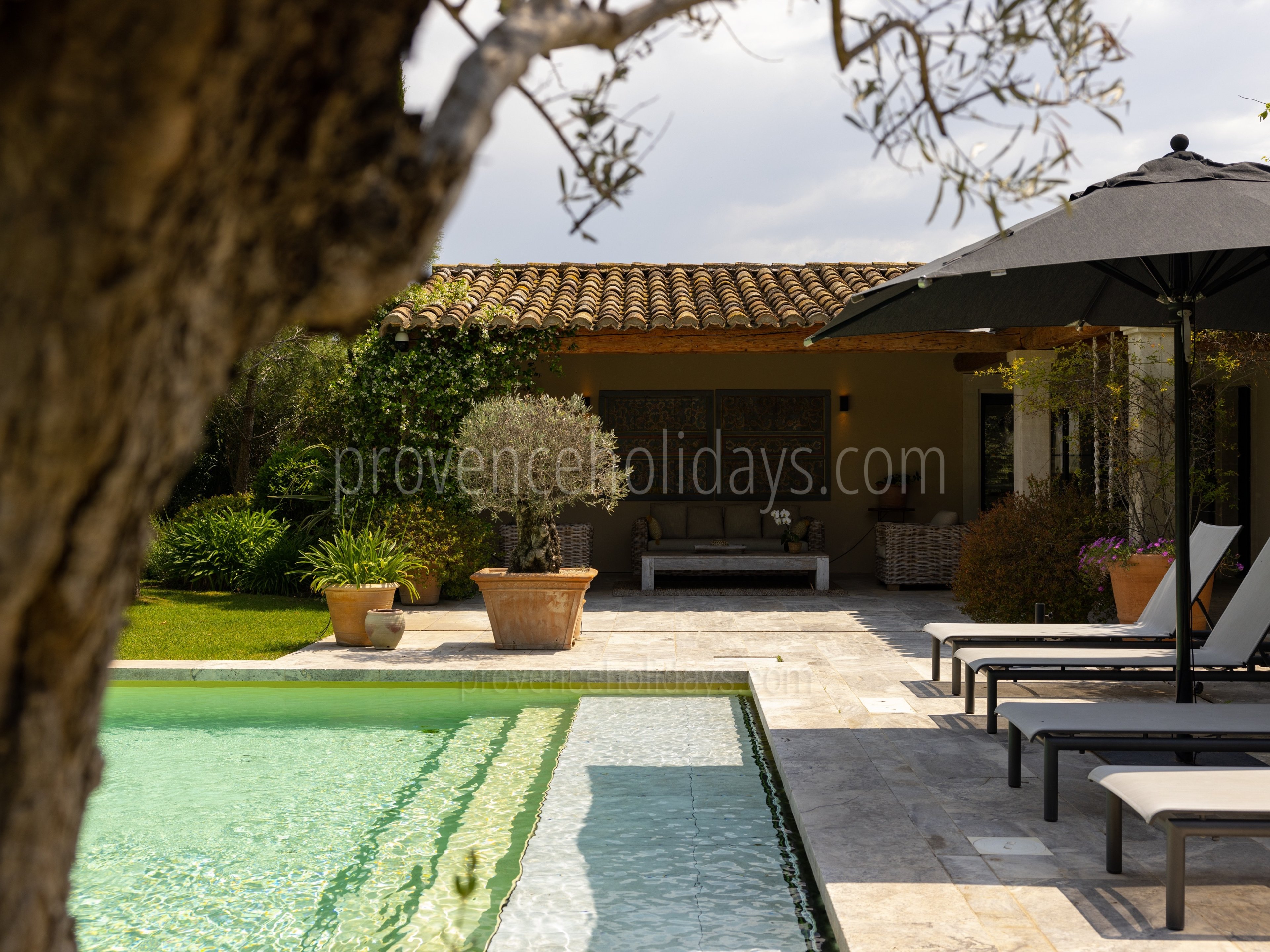 27 - Mas Paradis: Villa: Exterior