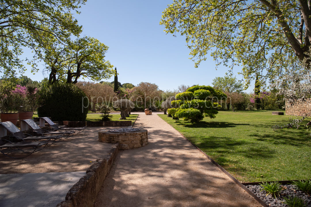 6 - Le Mas de la Combe: Villa: Exterior