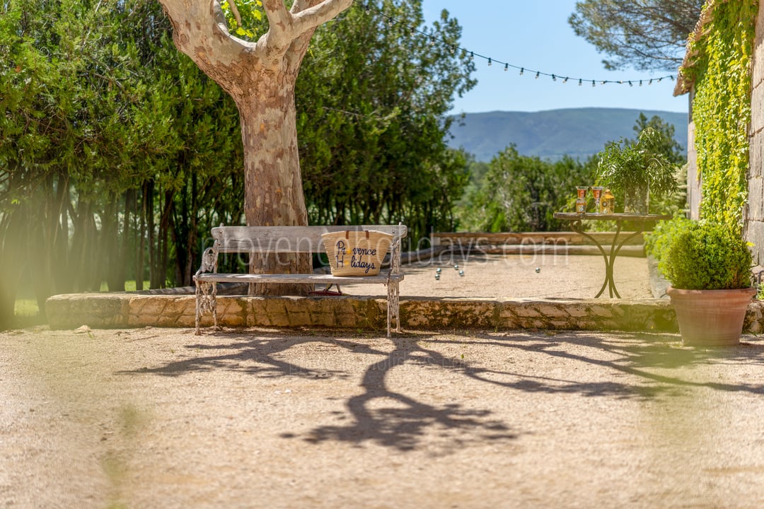 31 - La Bastide Incarnat: Villa: Exterior