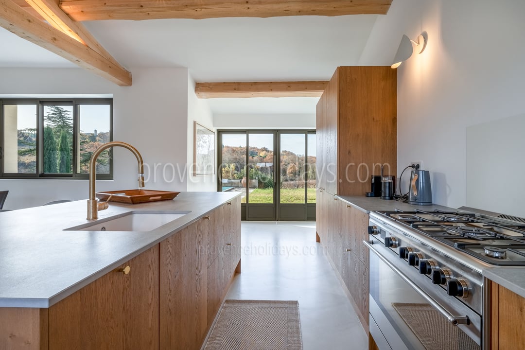 7 - L’Aube Provençale: Villa: Interior