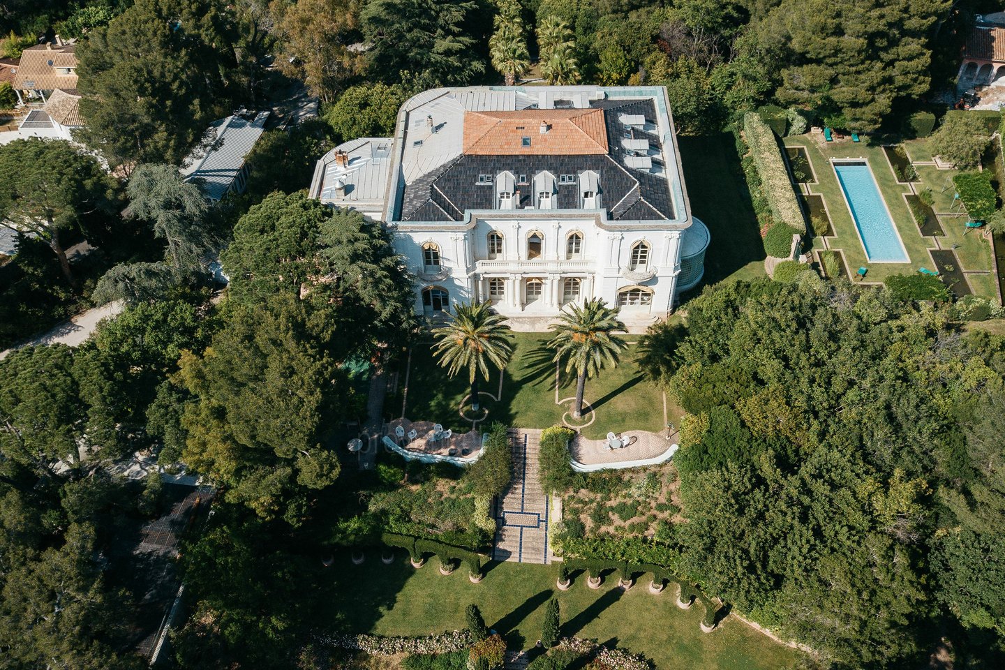 5 - Le Domaine du Côte: Villa: Exterior