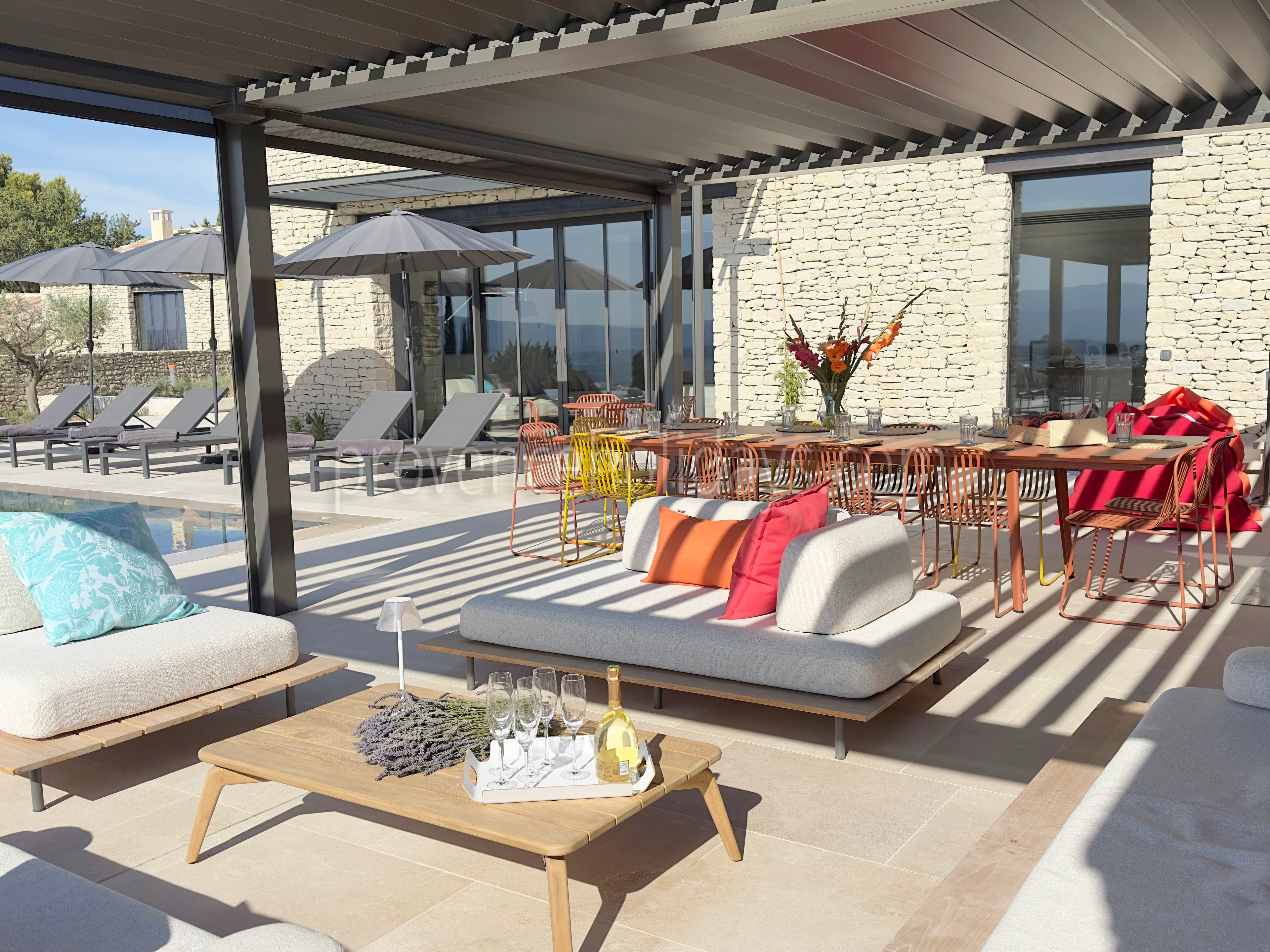 68 - Domaine Altavista: Villa: Exterior
