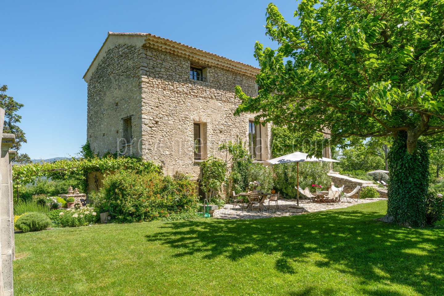 19 - La Chapelle Saint-Pons: Villa: Exterior