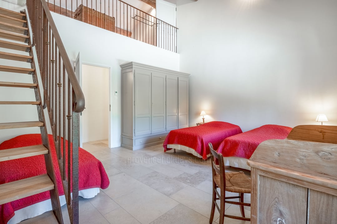 23 - Le Mas des Vignes: Villa: Bedroom