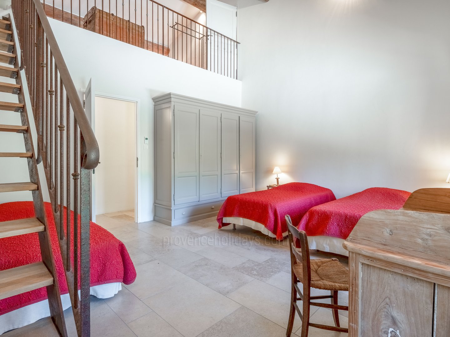 23 - Le Mas des Vignes: Villa: Bedroom