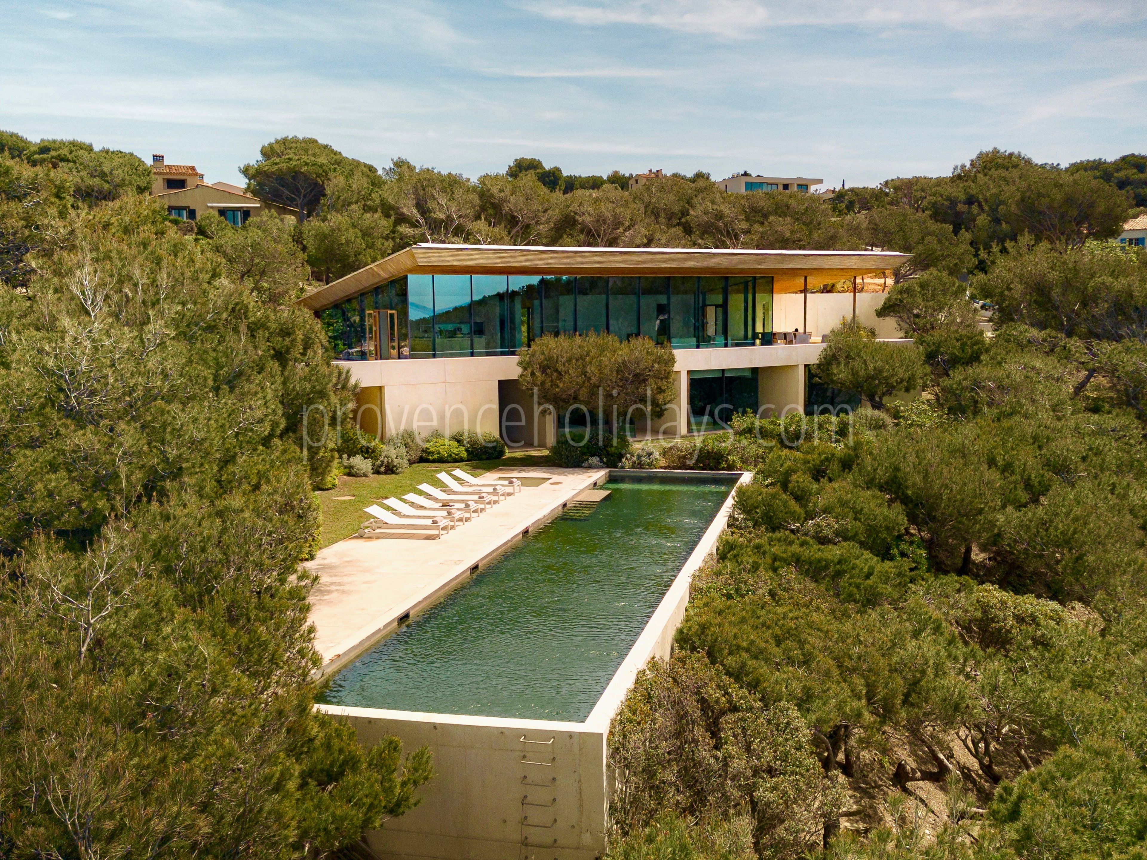 -1 - Villa Equinoxe: Villa: Exterior